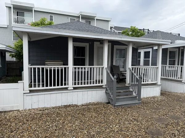 $1,500,000 | 7 Dover Street, Hampton, NH 03842