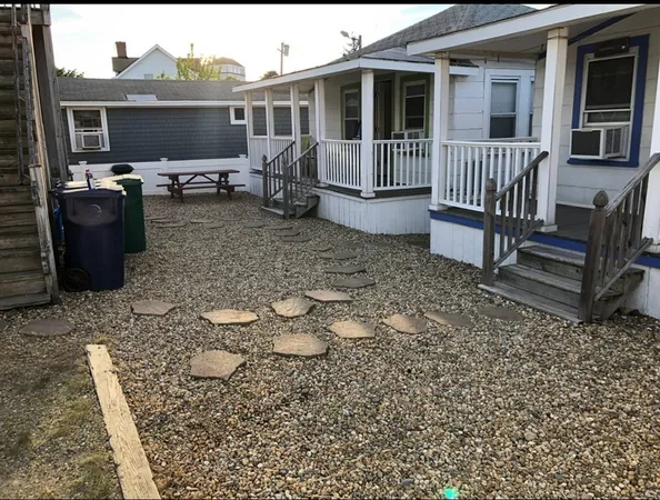 $1,500,000 | 7 Dover Street, Hampton, NH 03842