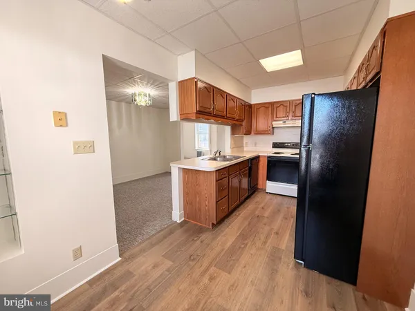 $1,350 | 49 South Fourth Street, Hamburg, PA 19526
