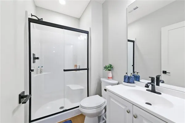 $480,000 | 205 Prairie Rose Circle, Smithville, MO 64089