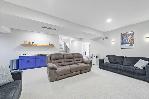 $480,000 | 205 Prairie Rose Circle, Smithville, MO 64089