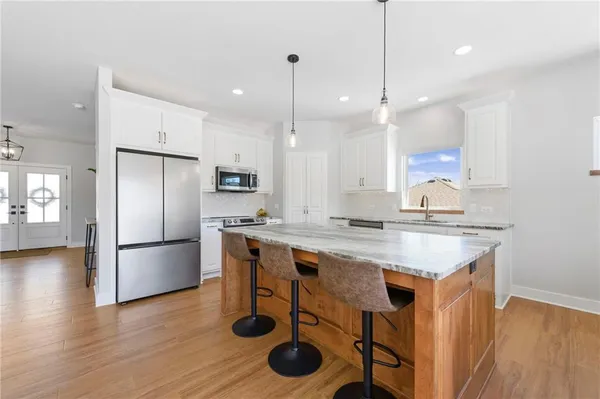 $480,000 | 205 Prairie Rose Circle, Smithville, MO 64089