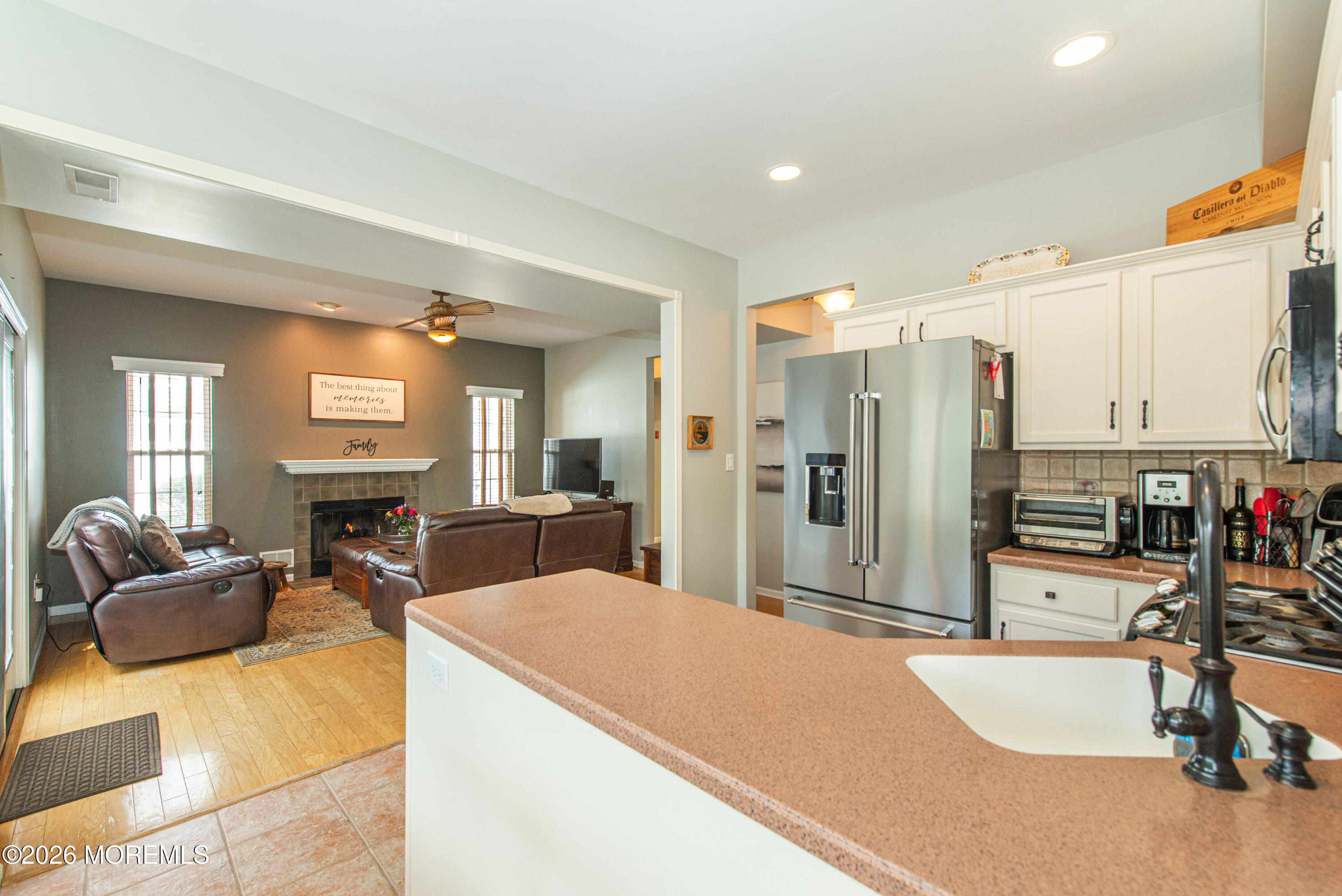 91 Nutmeg Road Aberdeen, NJ 07747 - Photo 12 of 33 12