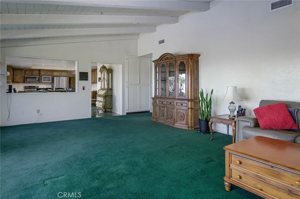 14531 Viewcrest Drive Riverside, CA 92503 - Photo 12 of 66