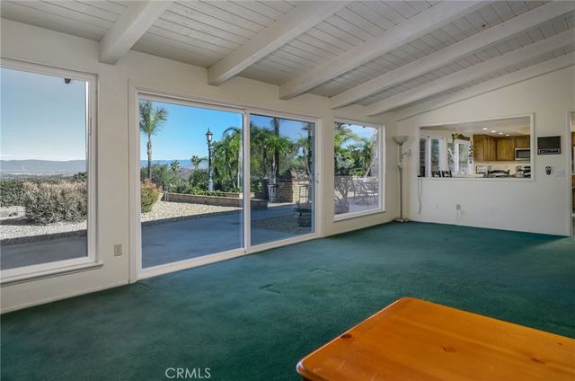 $1,200,000 | 14531 Viewcrest Drive, Riverside, CA 92503