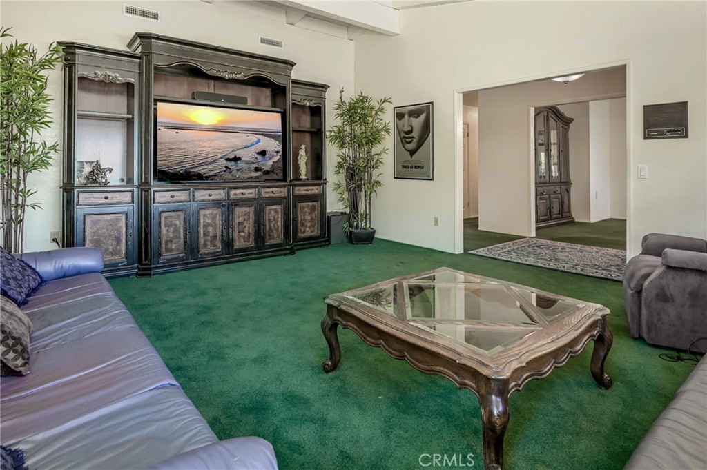 14531 Viewcrest Drive Riverside, CA 92503 - Photo 16 of 66