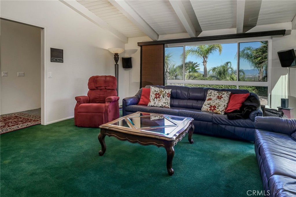 14531 Viewcrest Drive Riverside, CA 92503 - Photo 17 of 66