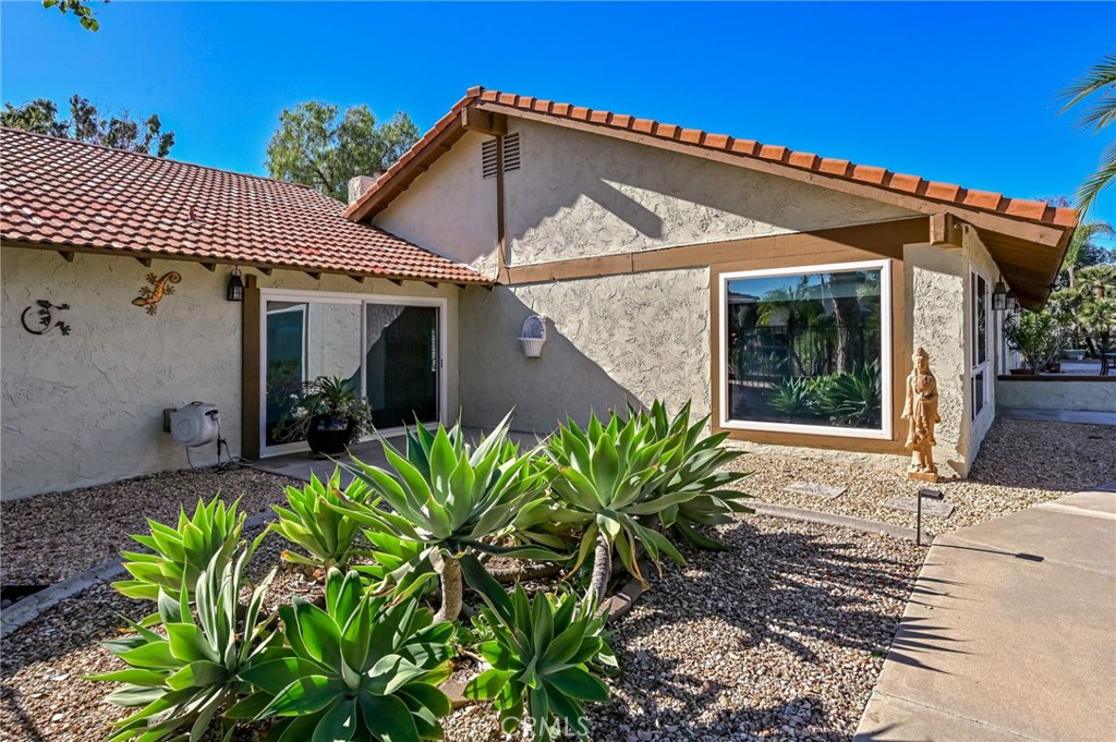 14531 Viewcrest Drive Riverside, CA 92503 - Photo 30 of 66