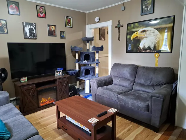 $450,000 | 232 North Street, Claremont, NH 03743