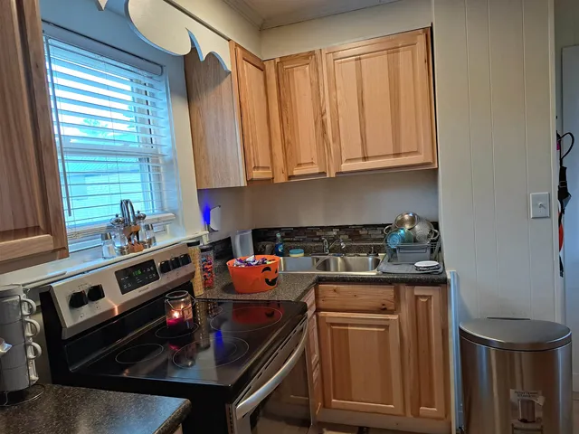 $450,000 | 232 North Street, Claremont, NH 03743