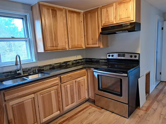 $450,000 | 232 North Street, Claremont, NH 03743