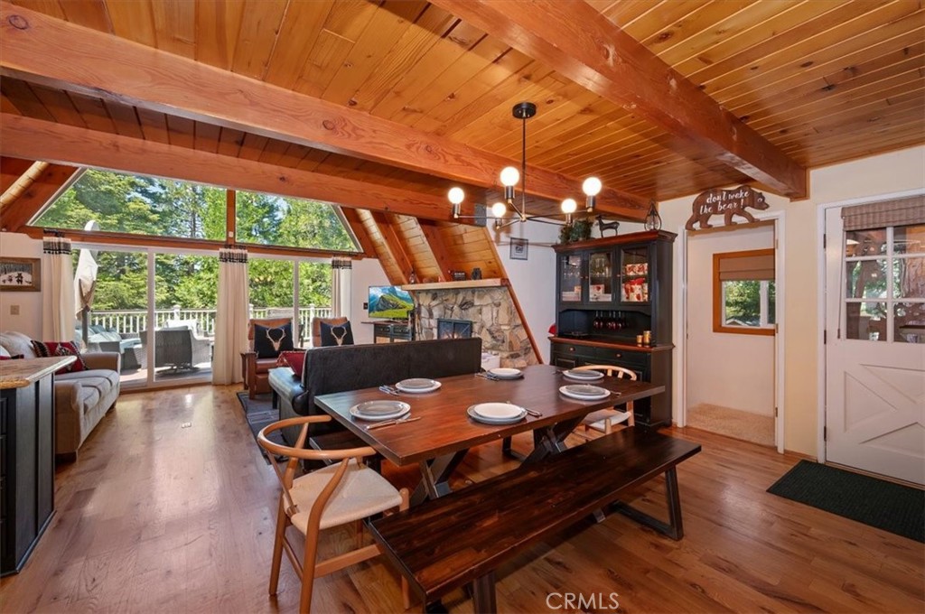 349 Castle Gate Road Lake Arrowhead, CA 92352 - Photo 10 of 73