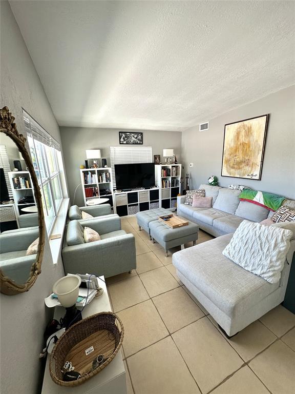 15398 2nd Street East Madeira Beach, FL 33708 - Photo 3 of 25