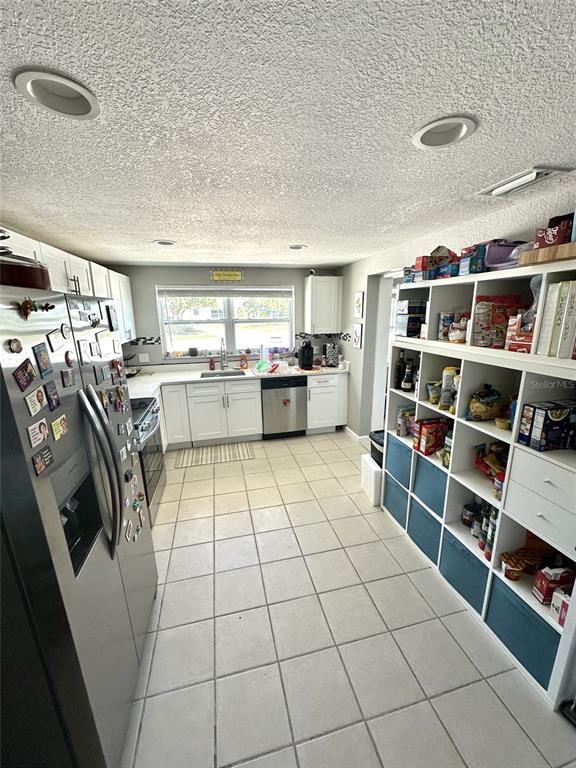 15398 2nd Street East Madeira Beach, FL 33708 - Photo 8 of 25