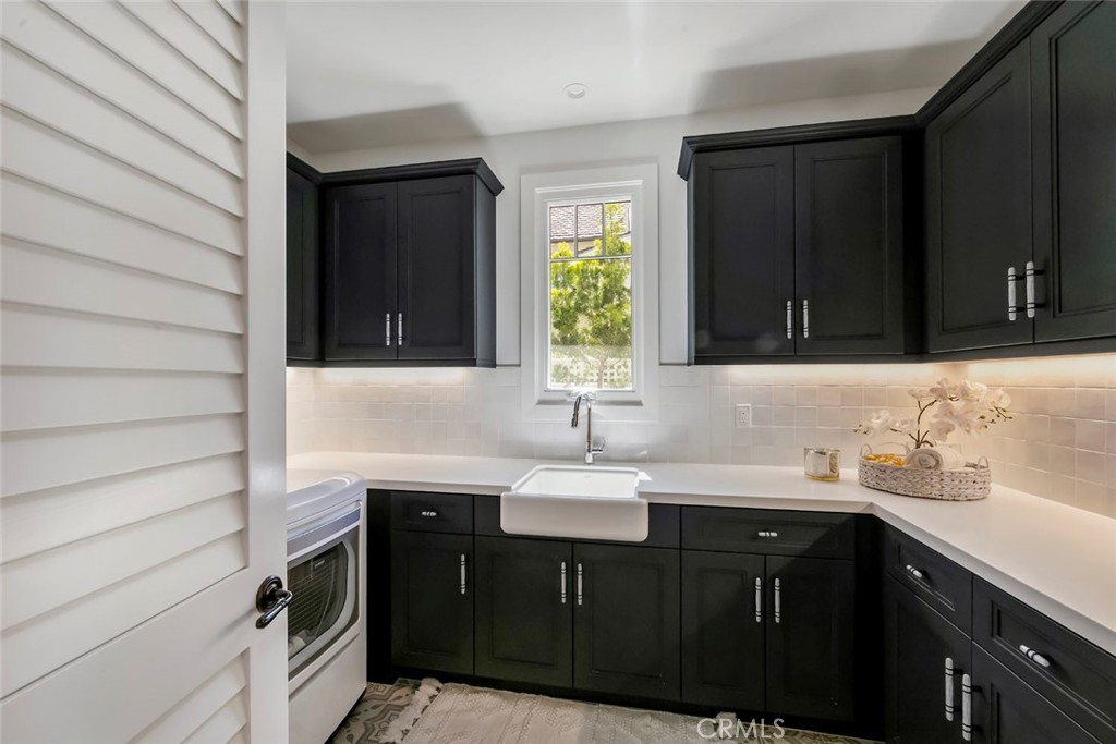 5 Rancho Elastico Road Rolling Hills Estates, CA 90274 - Photo 39 of 48 a bathroom with a sink and a mirror