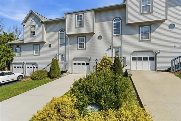 $265,000 | 1403 Lexington Drive, Lawrence, PA 15055