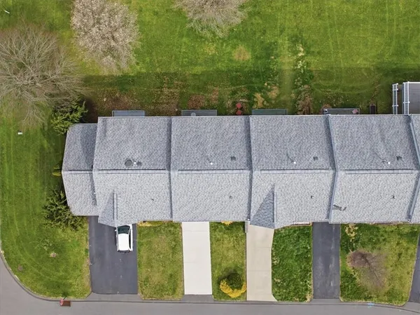 $265,000 | 1403 Lexington Drive, Lawrence, PA 15055