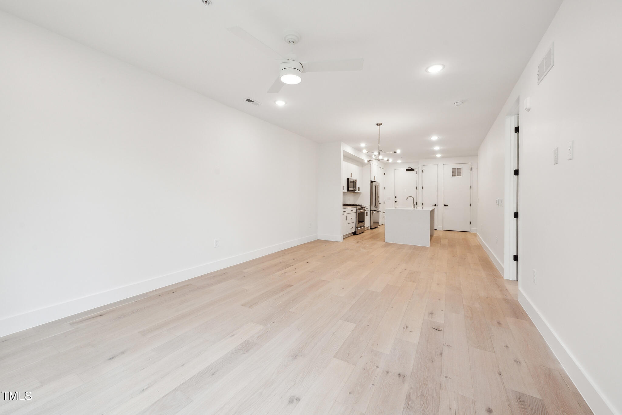 29 Enterprise Street, Unit 107 Raleigh, NC 27607 - Photo 8 of 26 29_Enterprise_St_Raleigh_NC_27607_USA-Ot