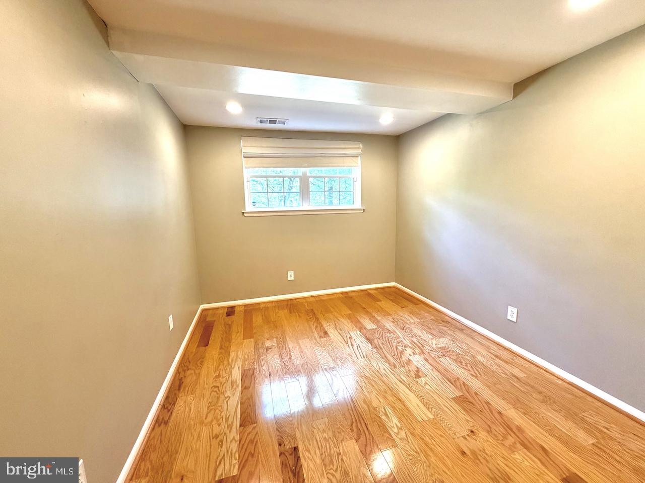 4630 28th Road South, Unit C Arlington, VA 22206 - Photo 23 of 40 Bedroom 3