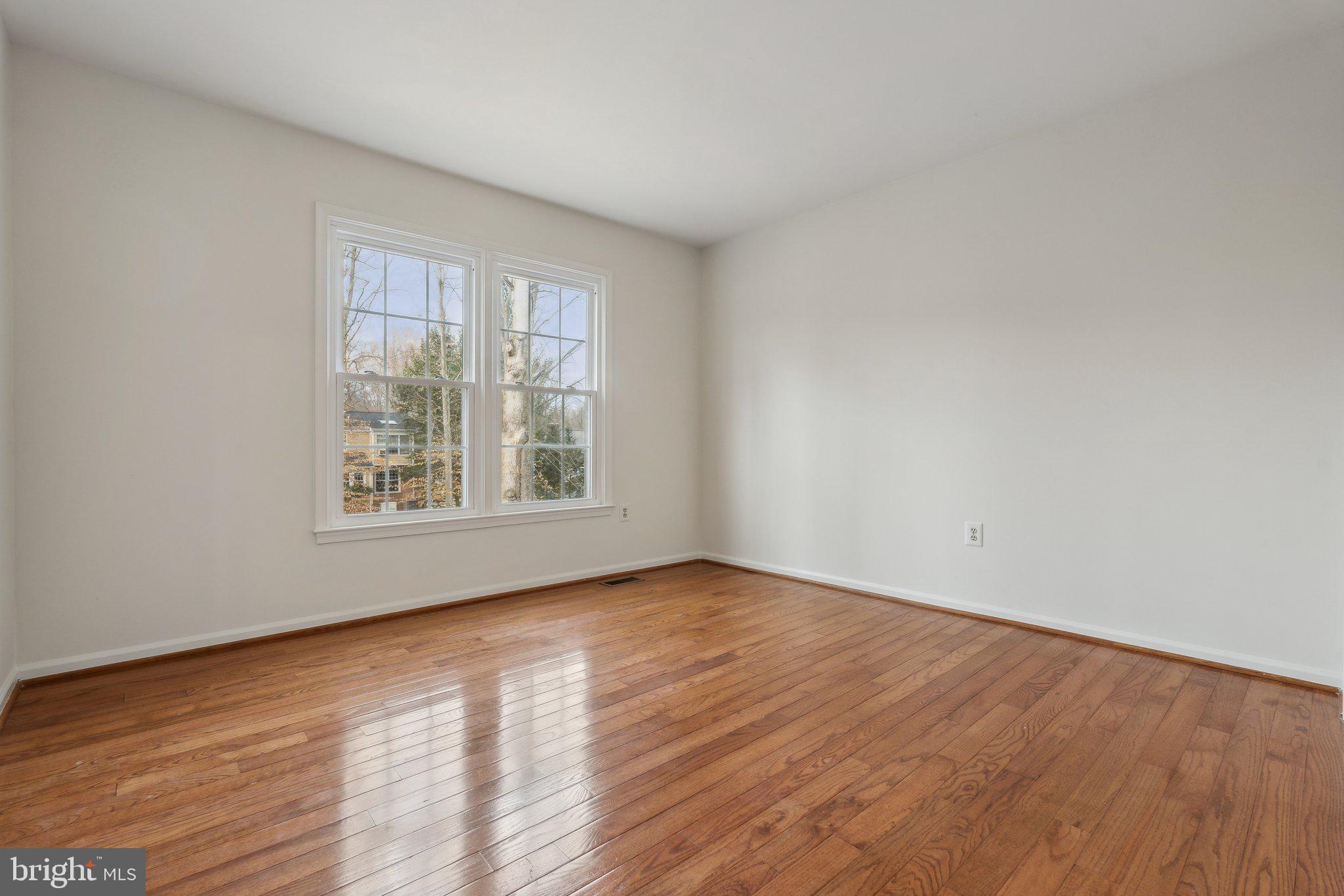 7708 Brickyard Road Potomac, MD 20854 - Photo 28 of 45 Bedroom 4 on upper level