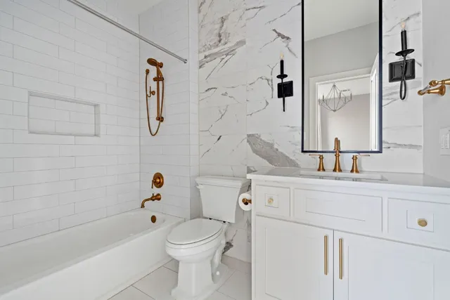 $1,950,000 | 2441 Bel Paese Bend, Leander, TX 78641