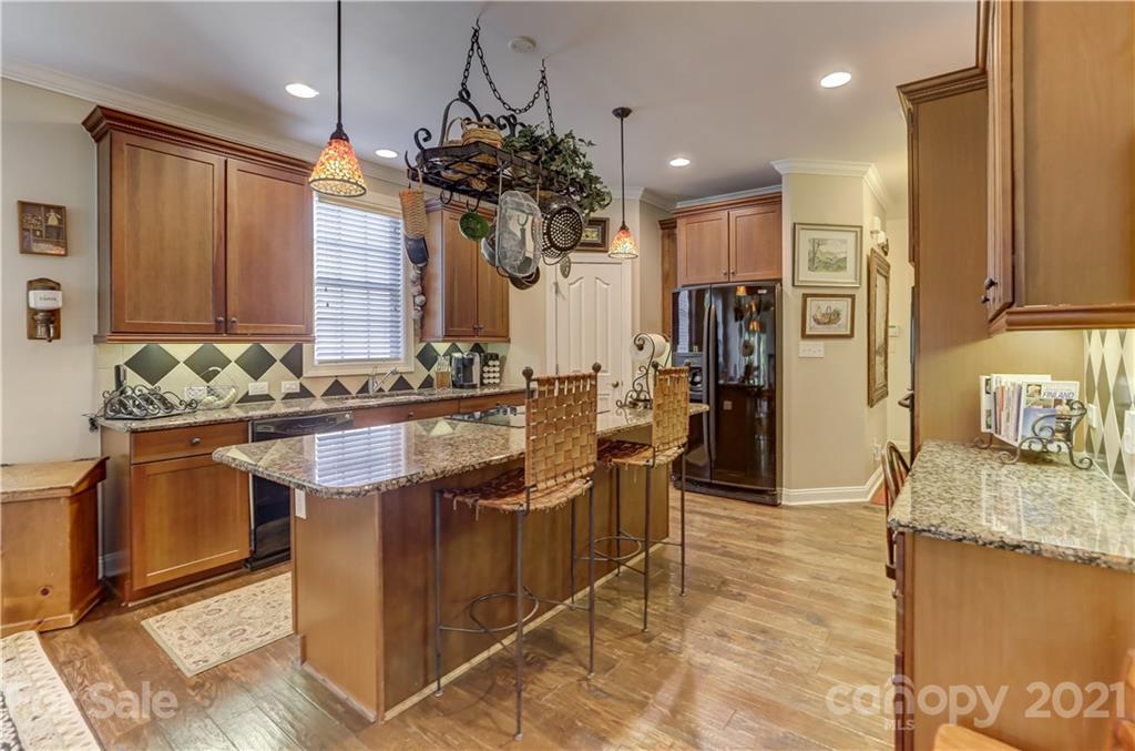 16831 Turtle Point Road Charlotte, NC 28278 - Photo 11 of 47 Gallery Image 11