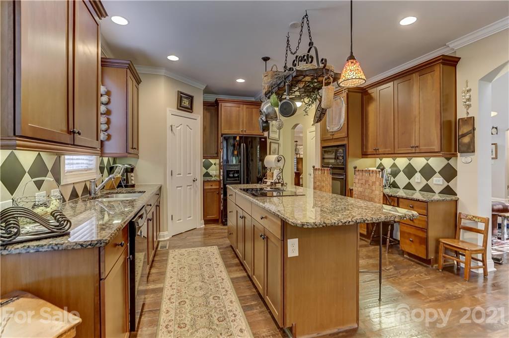 16831 Turtle Point Road Charlotte, NC 28278 - Photo 12 of 47 Gallery Image 12