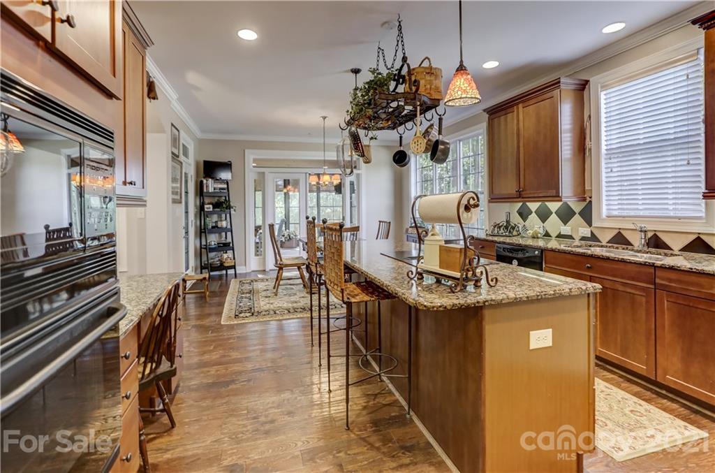 16831 Turtle Point Road Charlotte, NC 28278 - Photo 16 of 47 Gallery Image 16