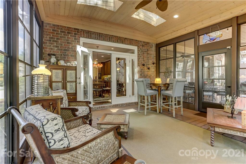 16831 Turtle Point Road Charlotte, NC 28278 - Photo 18 of 47 Gallery Image 18