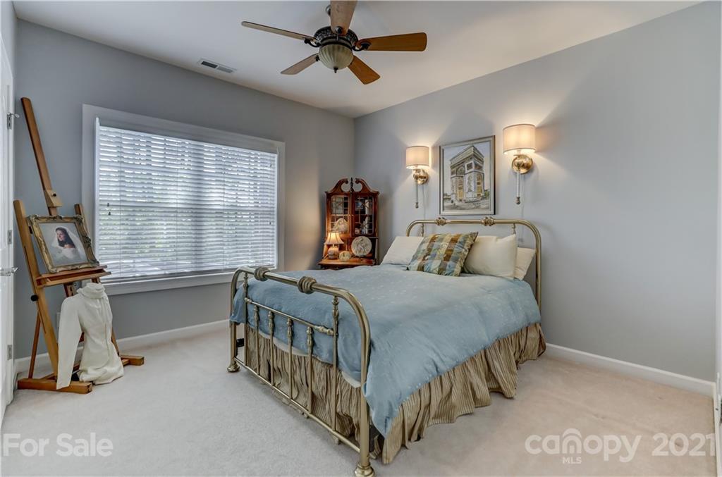 16831 Turtle Point Road Charlotte, NC 28278 - Photo 32 of 47 Gallery Image 32