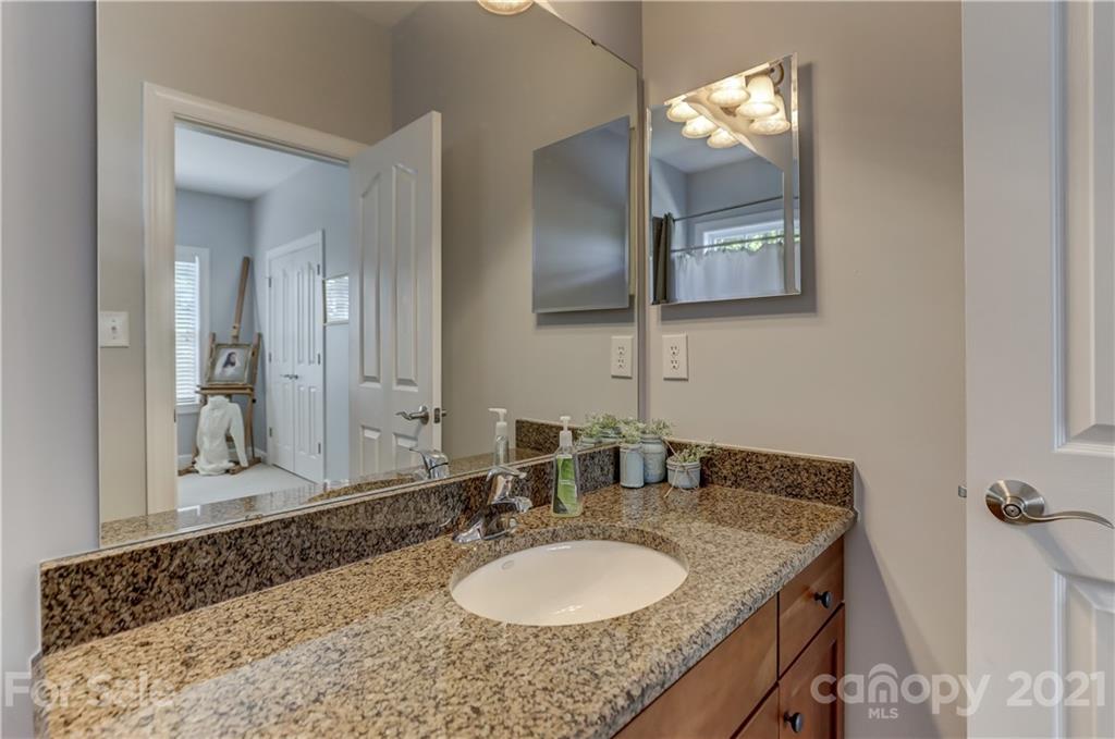 16831 Turtle Point Road Charlotte, NC 28278 - Photo 33 of 47 Gallery Image 33