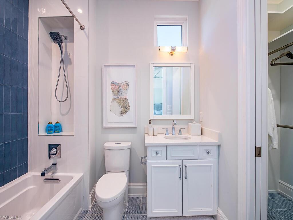 3243 Gin Lane Naples, FL 34102 - Photo 28 of 46