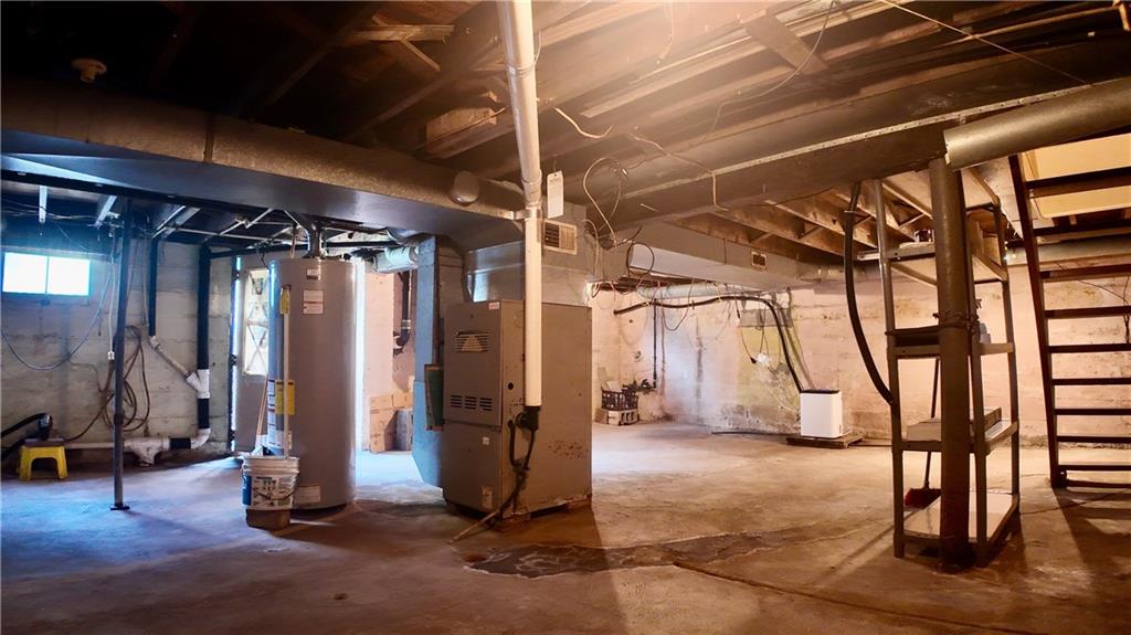 316 Fox Road Charleroi, PA 15022 - Photo 14 of 19 a view of a room with wooden floor