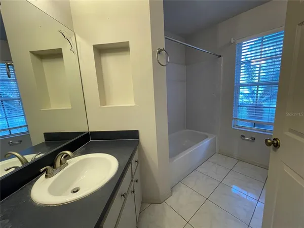 $2,100 | 4349 Northwest 34th Drive, Gainesville, FL 32605