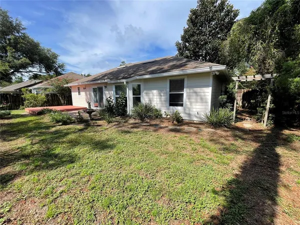 $2,100 | 4349 Northwest 34th Drive, Gainesville, FL 32605