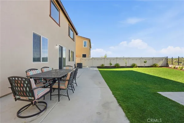 $695,000 | 30218 Arroyo Spgs Street, Murrieta, CA 92563