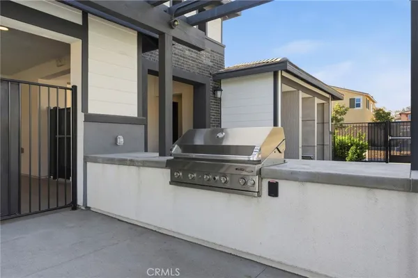 $695,000 | 30218 Arroyo Spgs Street, Murrieta, CA 92563