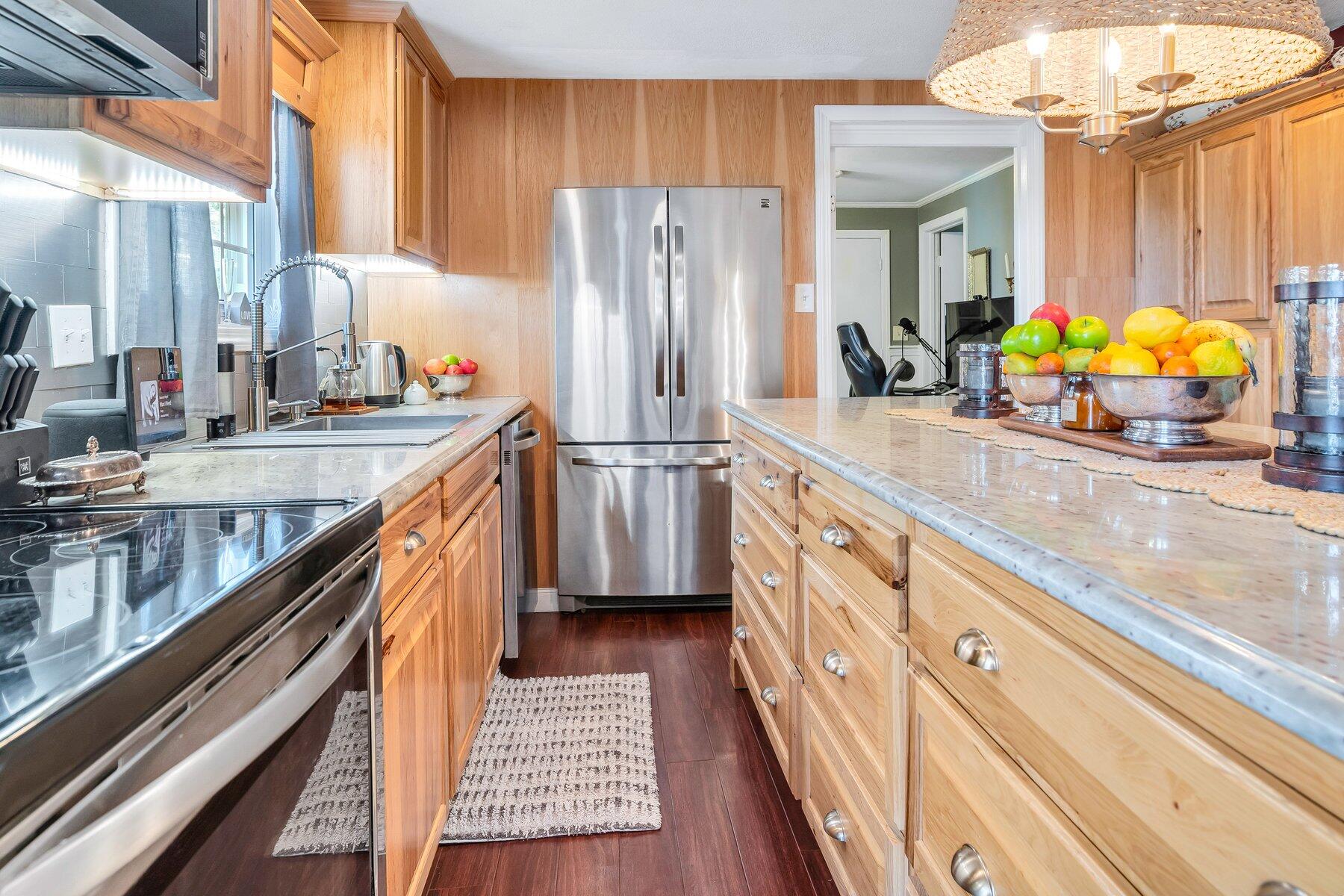 25 Frances Helen Road Yarmouth Port, MA 02675 - Photo 5 of 55 IMGP9928