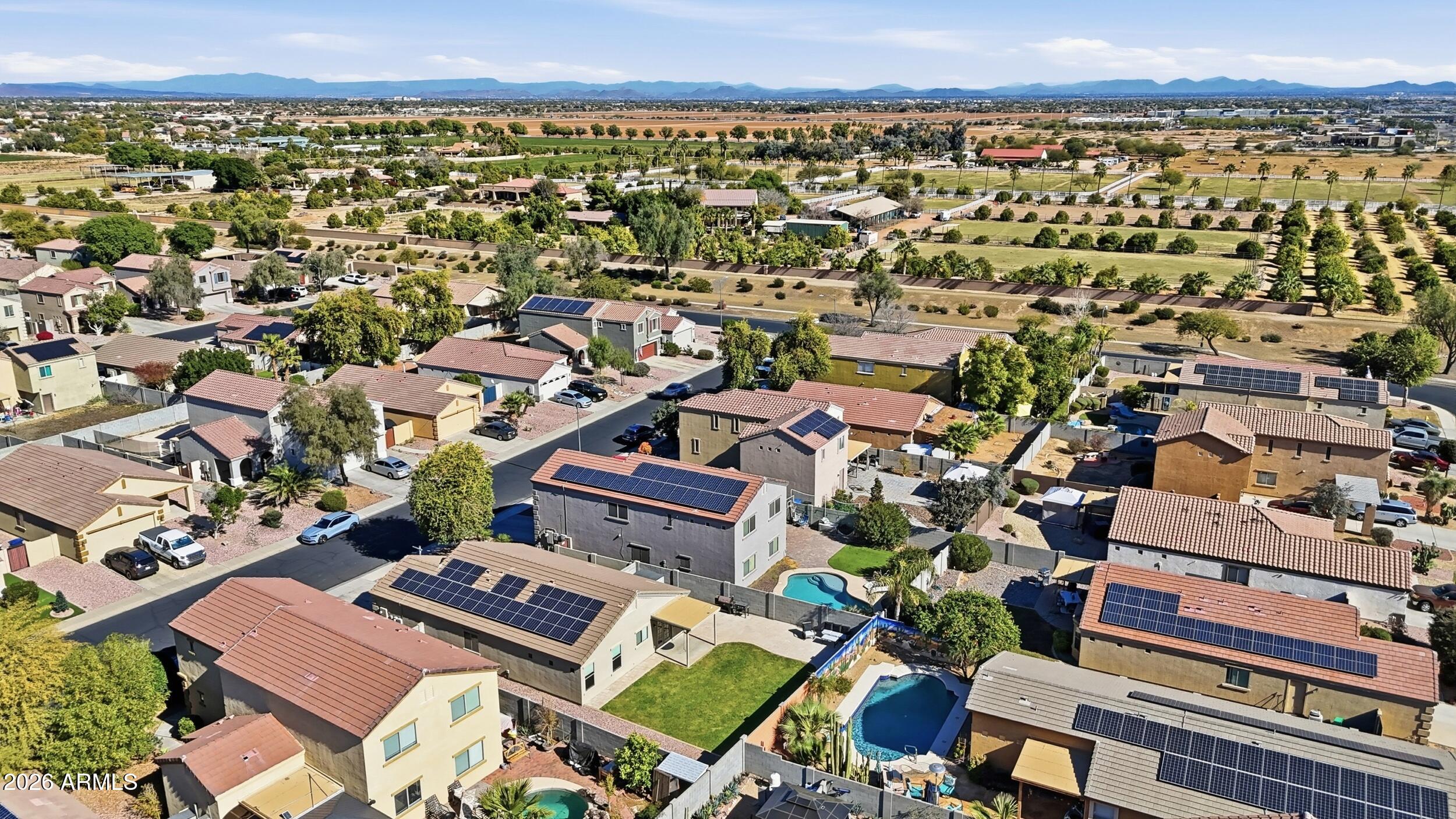 17449 West Calavar Road Surprise, AZ 85388 - Photo 30 of 33 37 - Community
