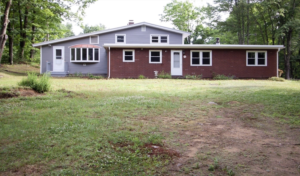 21 Siani Road Leicester, MA 01542 - Photo 27 of 31