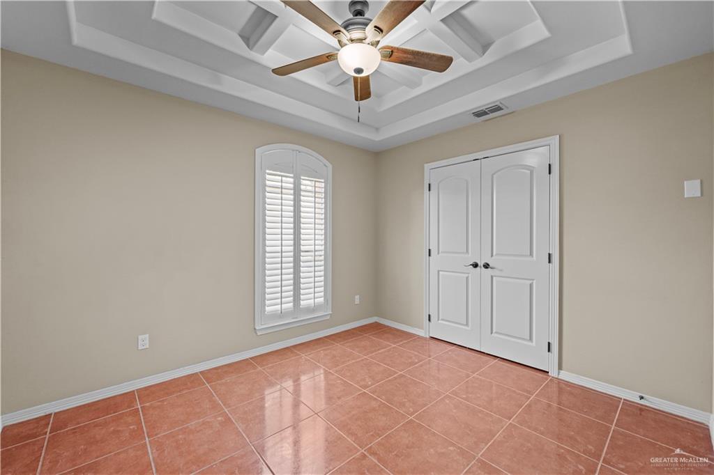 2608 Flamingo Avenue Mission, TX 78574 - Photo 11 of 27 a view of an empty room with a window