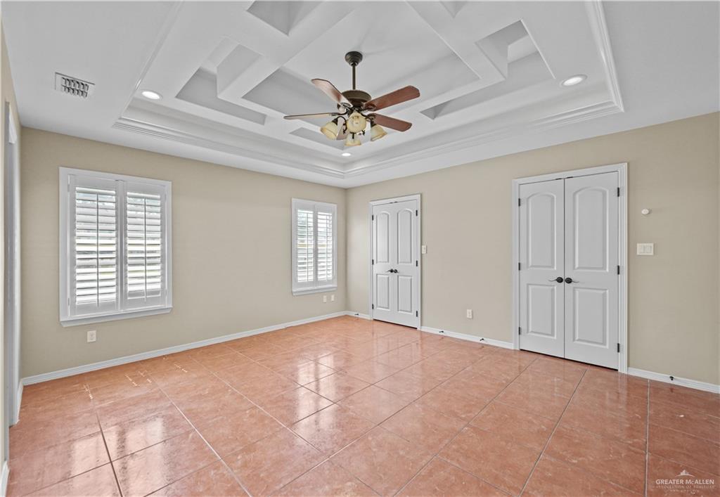 2608 Flamingo Avenue Mission, TX 78574 - Photo 16 of 27 a view of an empty room with a window