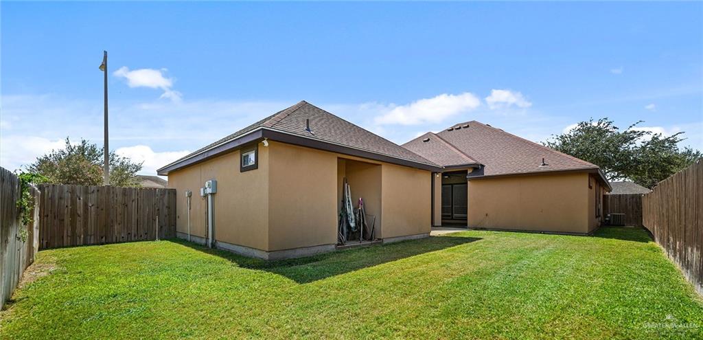 2608 Flamingo Avenue Mission, TX 78574 - Photo 21 of 27 a view of a house with backyard and garden