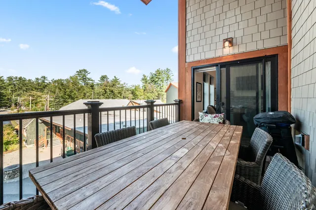 $1,095,000 | 239 Skimobile Road, Unit 314, Conway, NH 03860