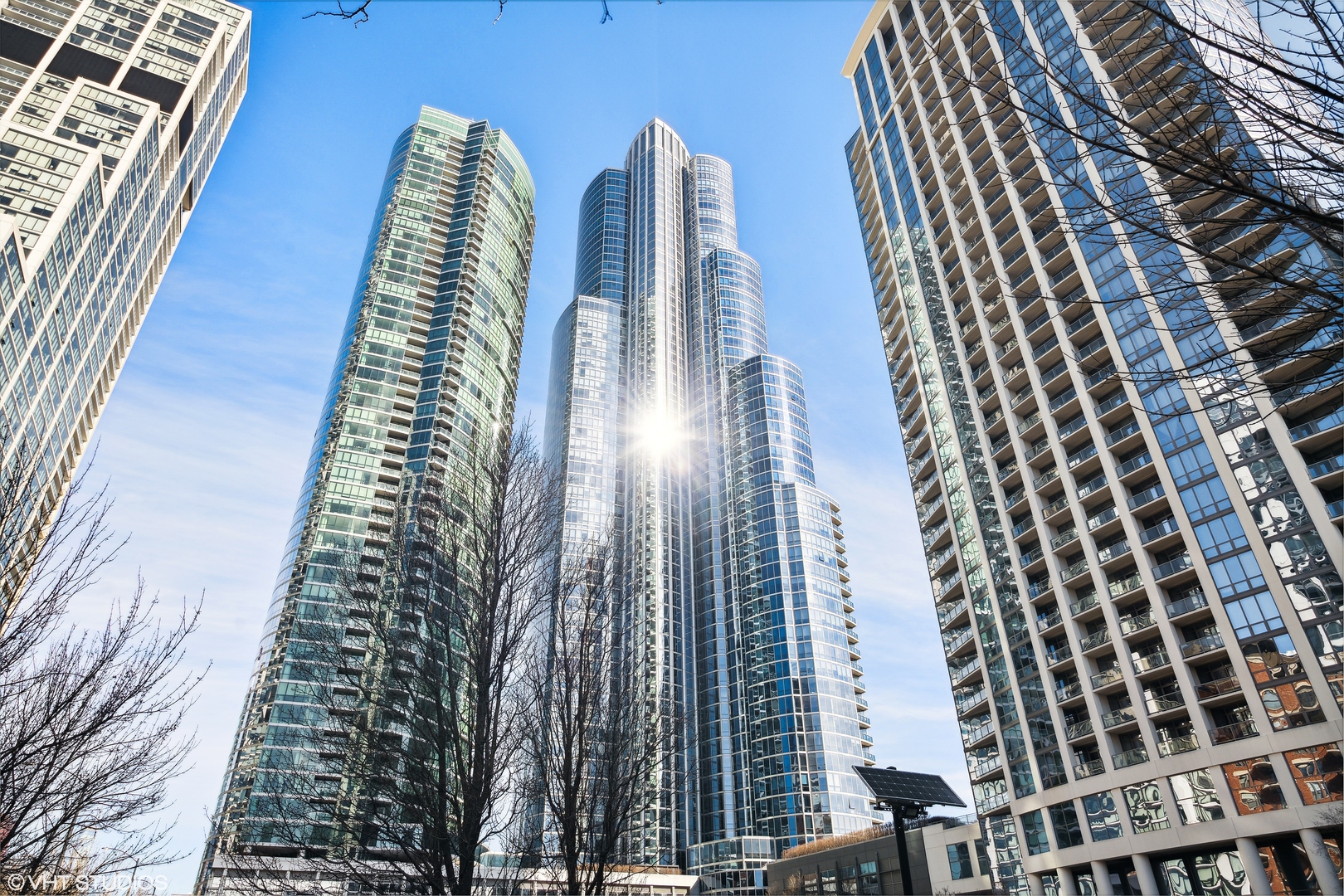1211 South Prairie Avenue, Unit 5302 Chicago, IL 60605 - Photo 1 of 18 a view of a large building