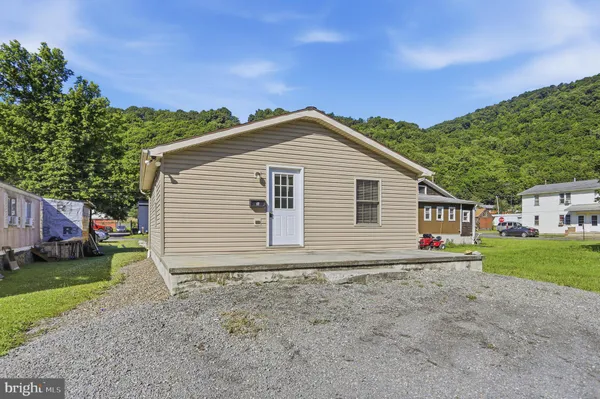 $119,900 | 17 Alley C, Keyser, WV 26726
