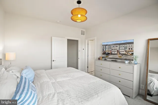 $740,000 | 17246 Turnstone Drive, Dumfries, VA 22026