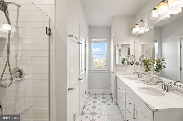 $740,000 | 17246 Turnstone Drive, Dumfries, VA 22026