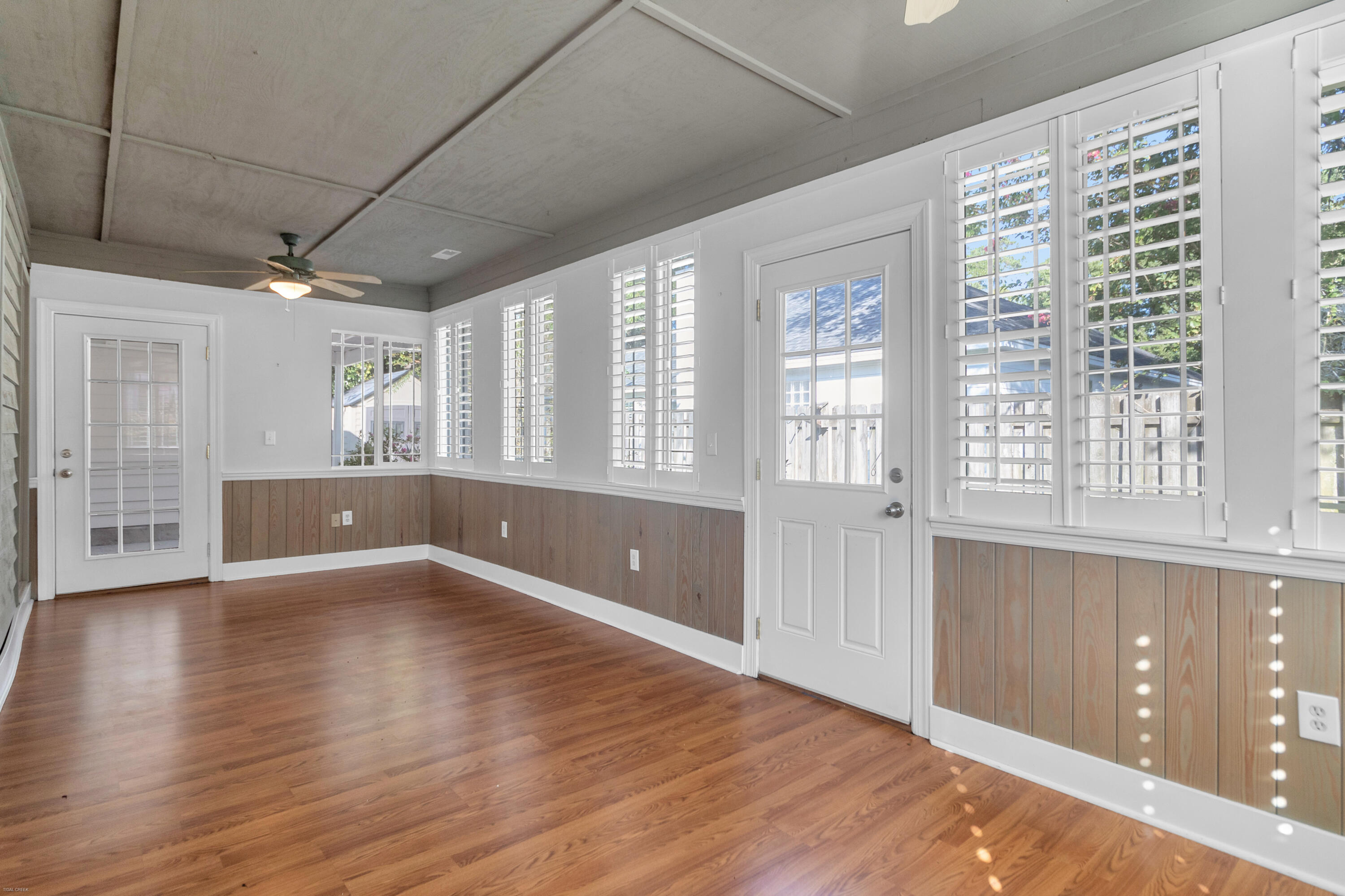 1310 Pilsdon Crest Mount Pleasant, SC 29464 - Photo 21 of 41 Sunroom