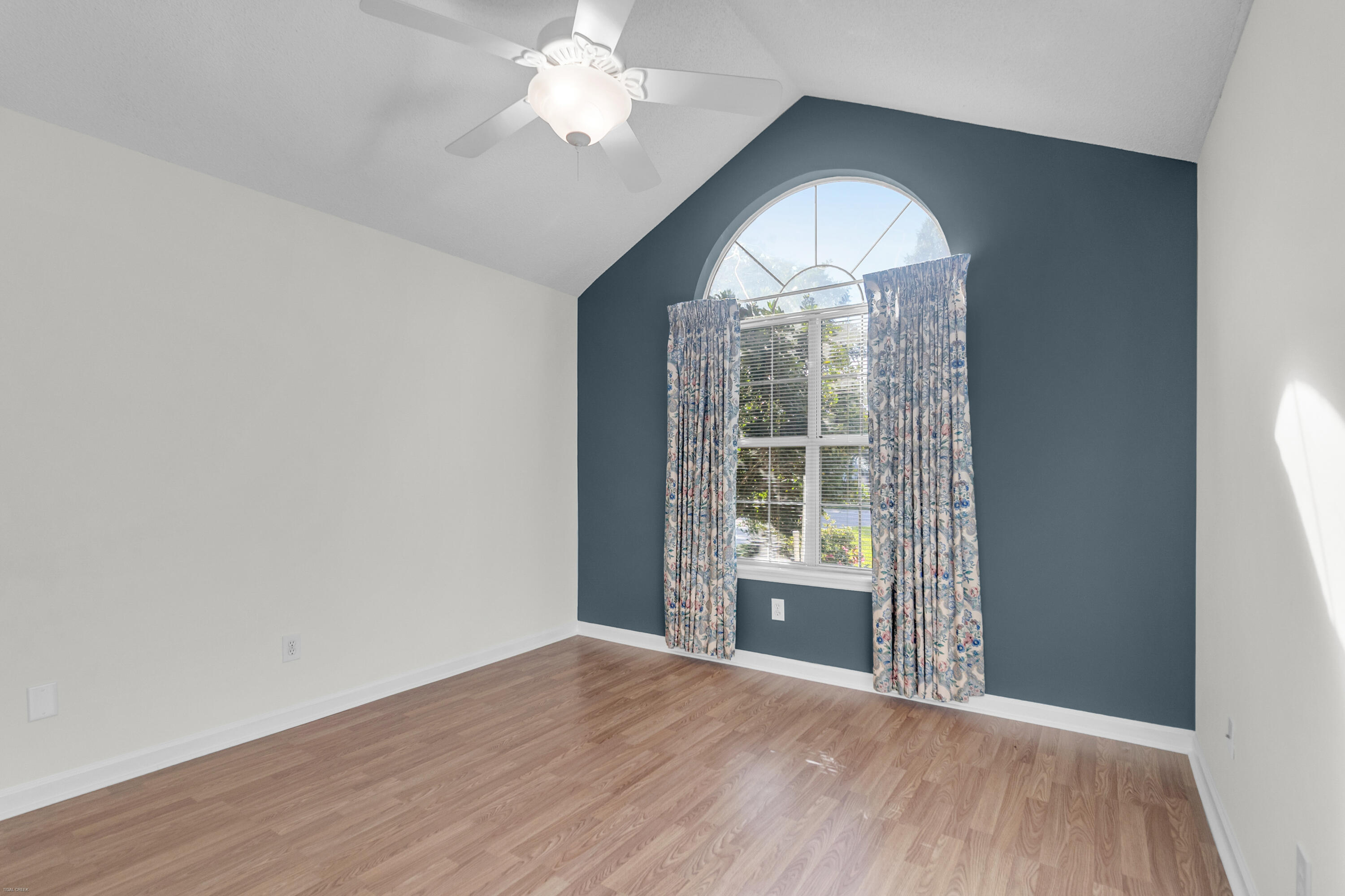 1310 Pilsdon Crest Mount Pleasant, SC 29464 - Photo 25 of 41 Bedroom